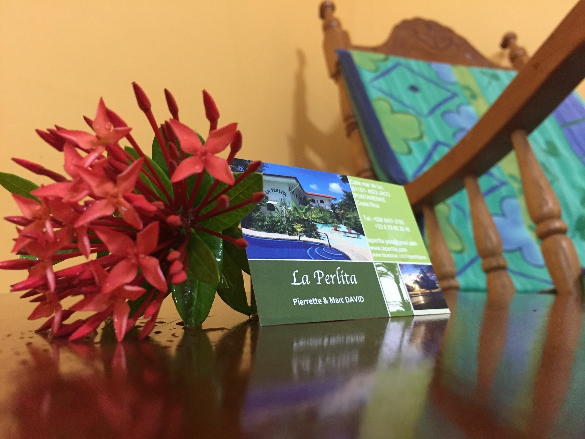 La Perlita Bed & Breakfast Jacó Eksteriør bilde