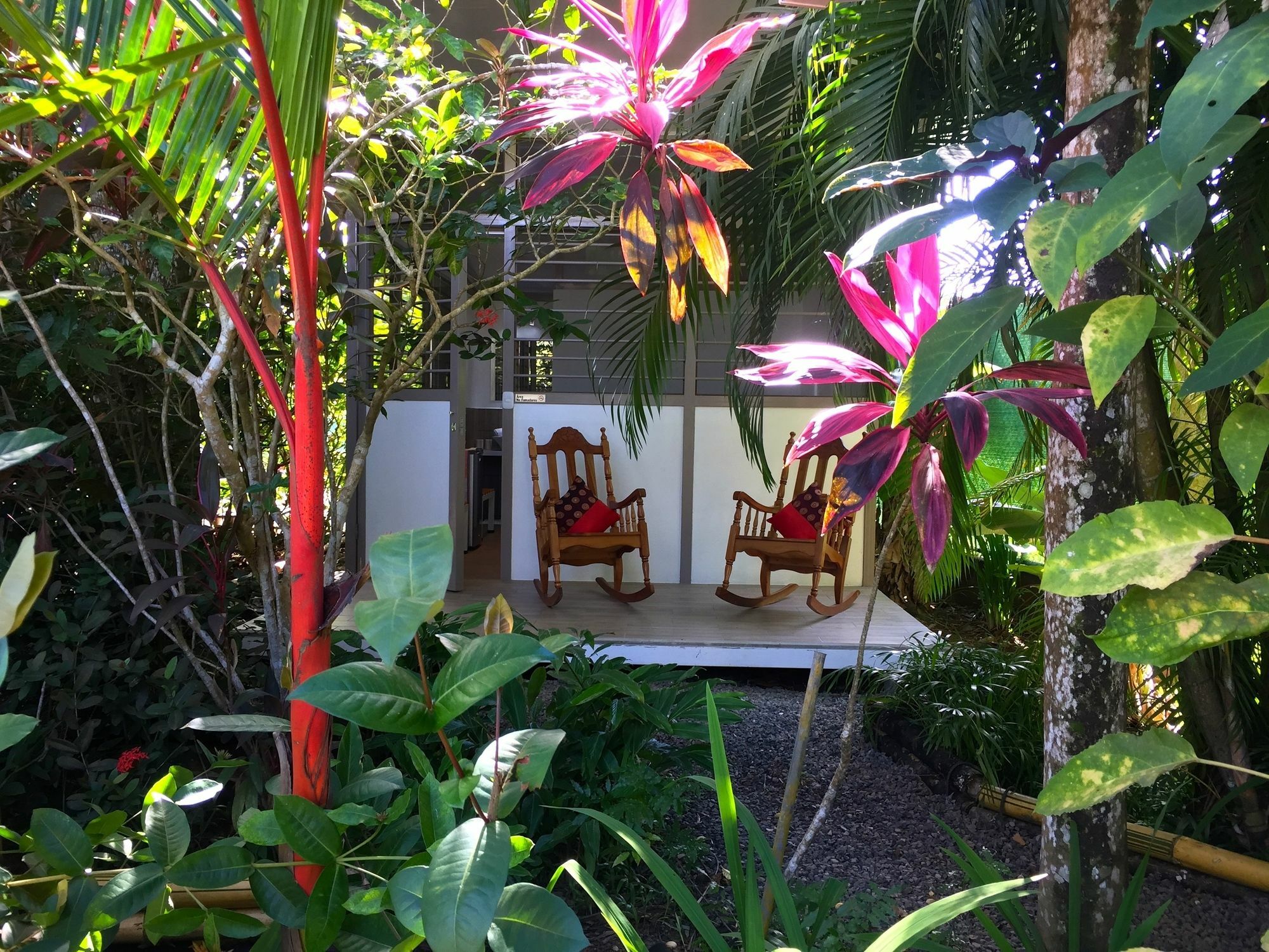 La Perlita Bed & Breakfast Jacó Eksteriør bilde